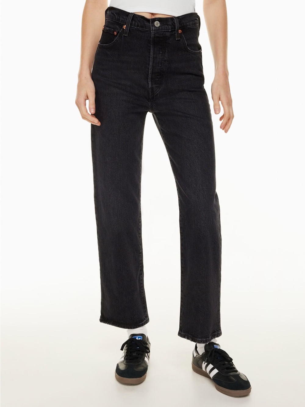 Levi's Ribcage Straight Ankle Jeans in Black